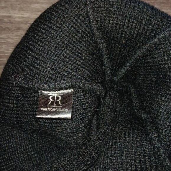 Robin Ruth Original Amsterdam Hat Black White & Gray Crest on the front Robin - Picture 2 of 4